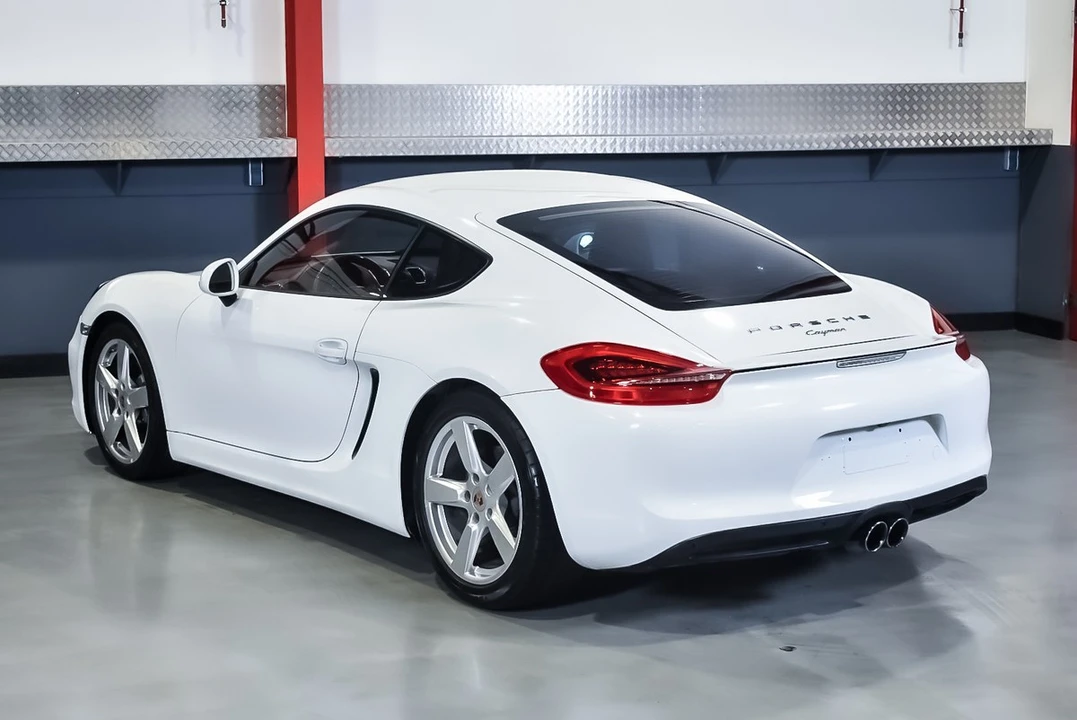2015 Porsche 981 Cayman - Image 24 of 30