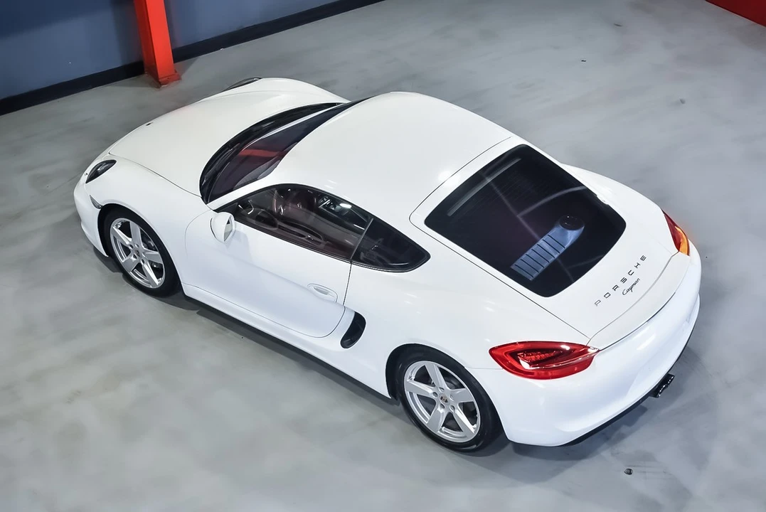 2015 Porsche 981 Cayman - Image 25 of 30