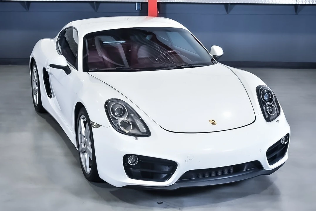 2015 Porsche 981 Cayman - Image 4 of 30