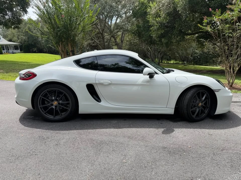 2014 Porsche 981 Cayman - Image 2 of 11