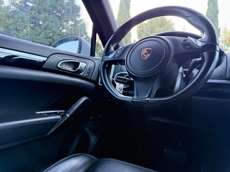 2014 Porsche 981 Cayman - Image 17 of 20