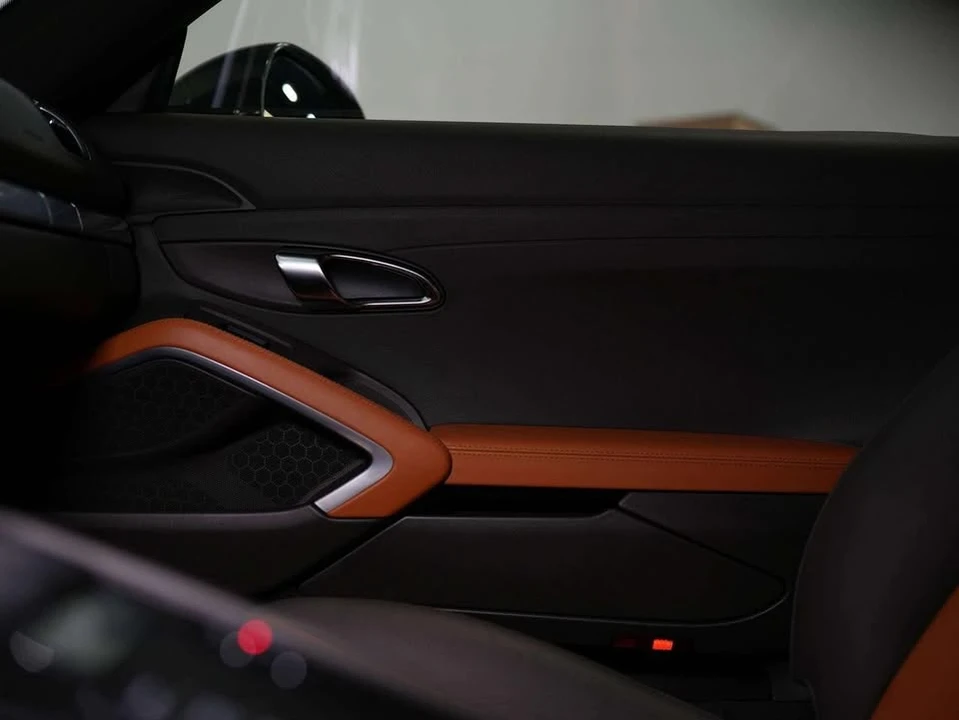 2014 Porsche 981 Cayman - Image 18 of 20