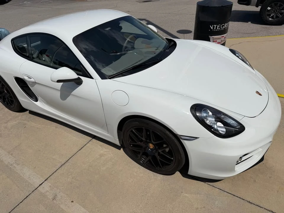 2014 Porsche 981 Cayman - Image 2 of 17