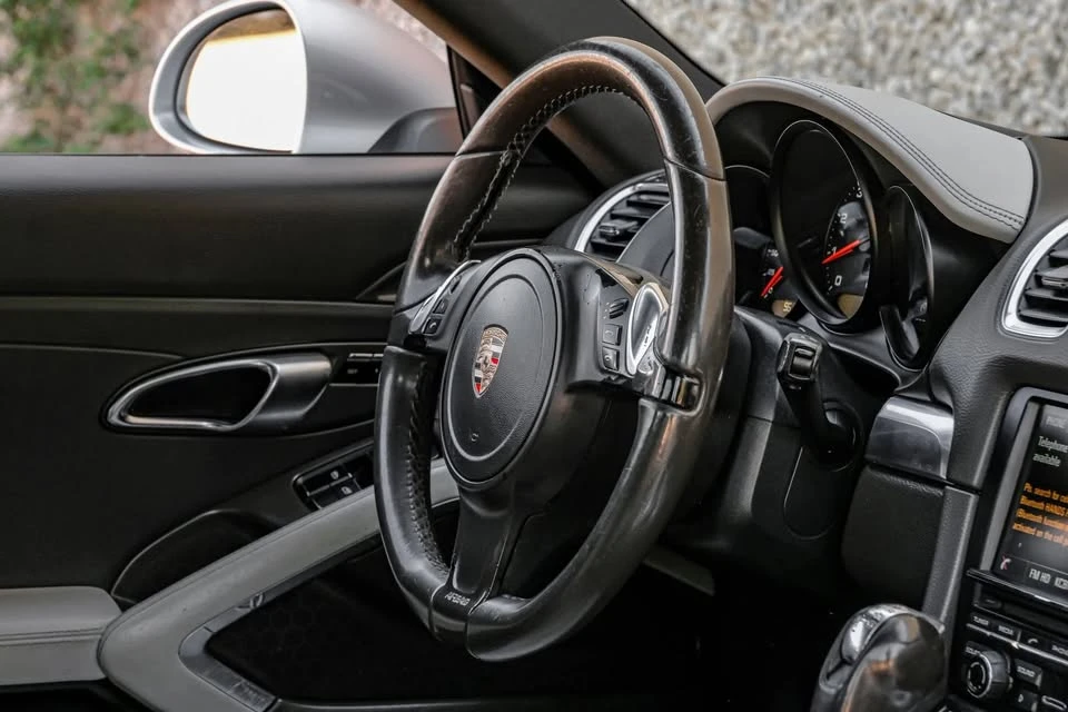 2014 Porsche - Image 16 of 20