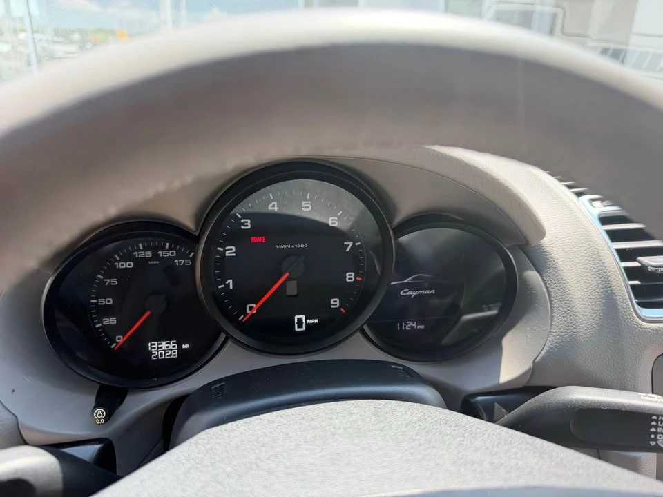 2014 Porsche 981 Cayman - Image 6 of 12