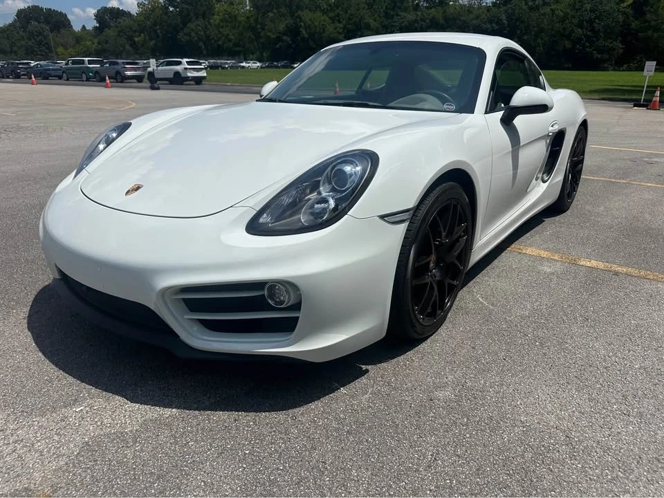 2014 Porsche 981 Cayman - Image 8 of 11