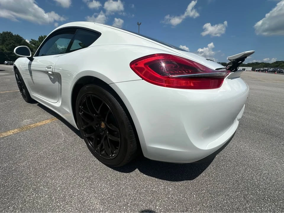 2014 Porsche 981 Cayman - Image 10 of 11