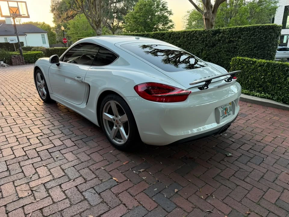 2014 Porsche 981 Cayman - Image 8 of 18