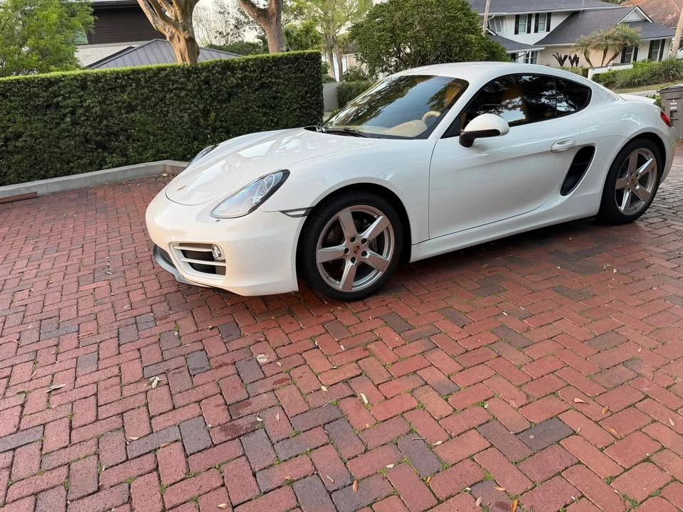 2014 Porsche 981 Cayman - Image 3 of 18