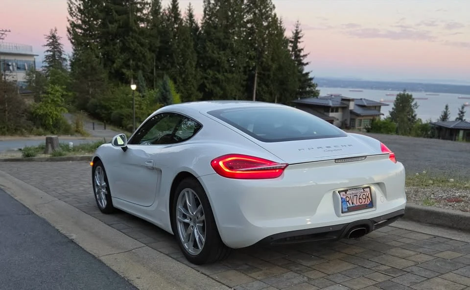 2014 Porsche 981 Cayman - Image 7 of 10