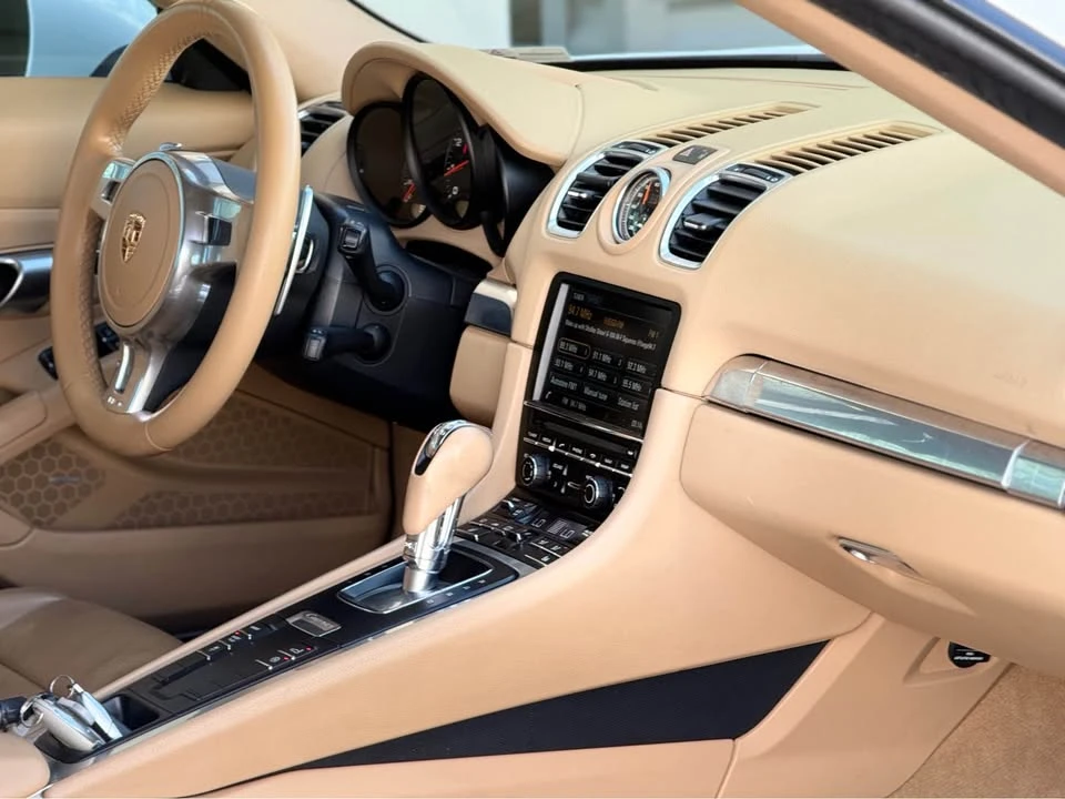 2014 Porsche 981 Cayman - Image 10 of 11