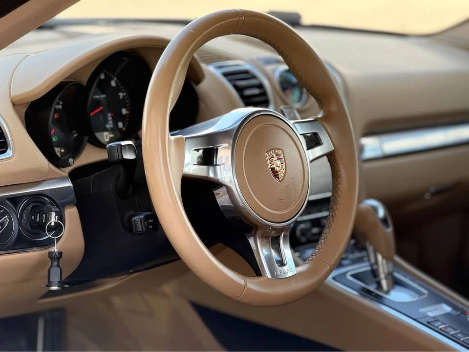 2014 Porsche 981 Cayman - Image 7 of 11