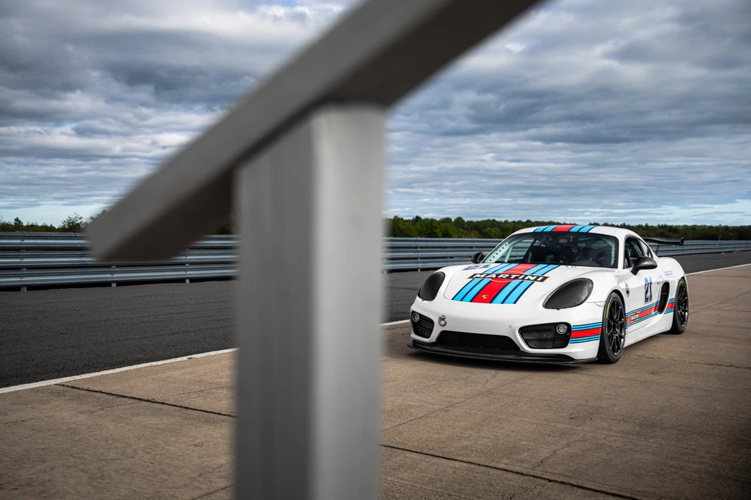 2014 Porsche 981 Cayman - Image 14 of 31