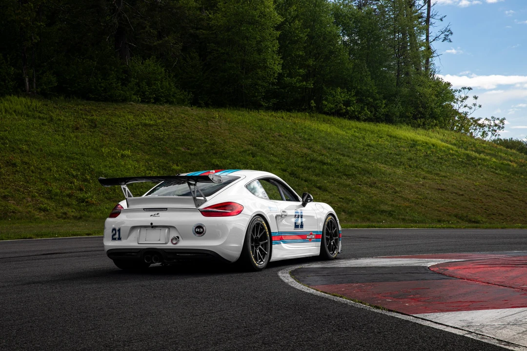 2014 Porsche 981 Cayman - Image 9 of 31