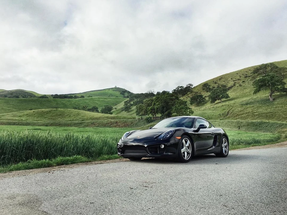 2014 Porsche 981 Cayman - Image 9 of 9