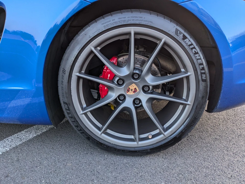 2014 Porsche 981 Cayman S - Image 25 of 31