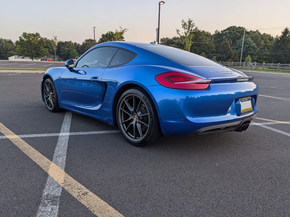 2014 Porsche 981 Cayman S - Image 8 of 31