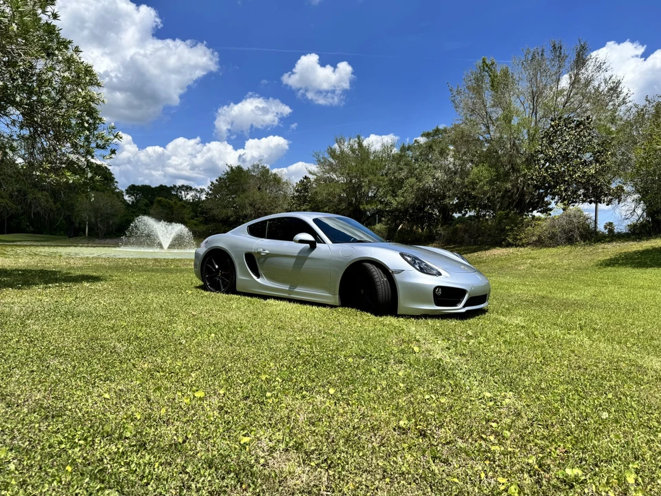 2014 Porsche 981 Cayman S - Image 16 of 31