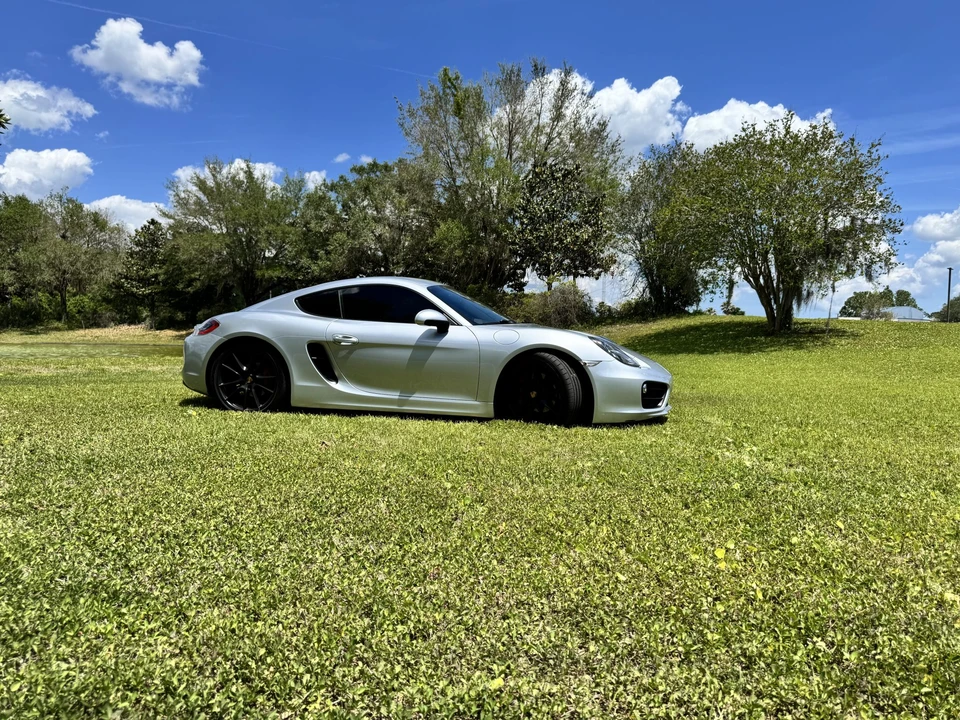 2014 Porsche 981 Cayman S - Image 15 of 31