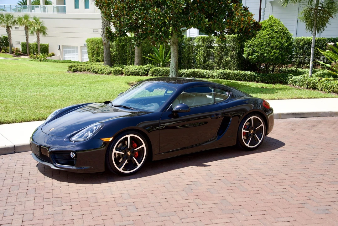 2014 Porsche 981 Cayman S - Image 2 of 31