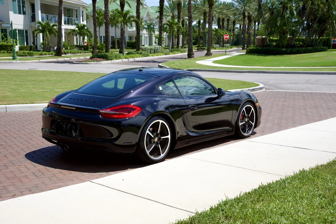 2014 Porsche 981 Cayman S - Image 15 of 31