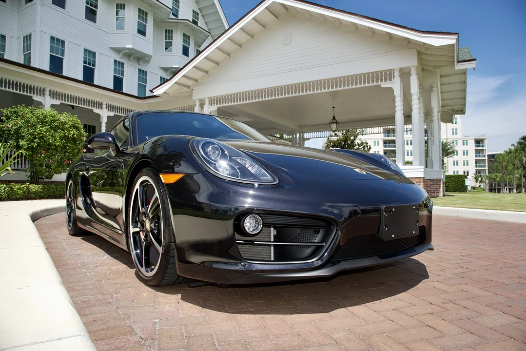 2014 Porsche 981 Cayman S - Image 9 of 31
