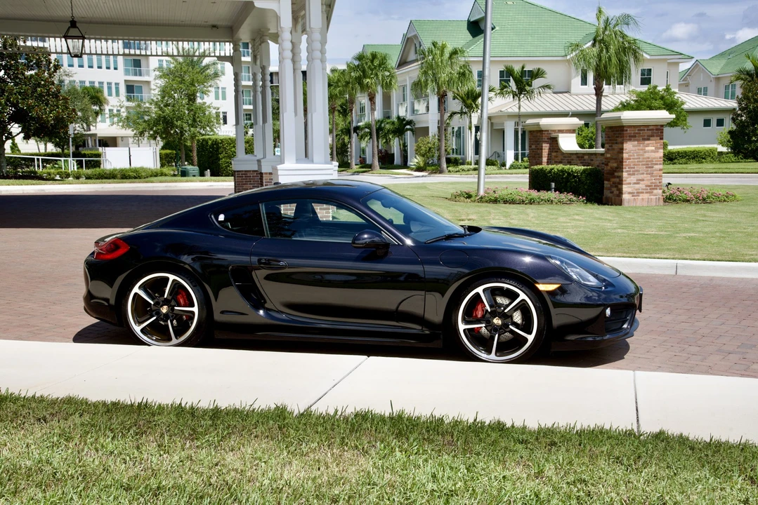 2014 Porsche 981 Cayman S - Image 13 of 31