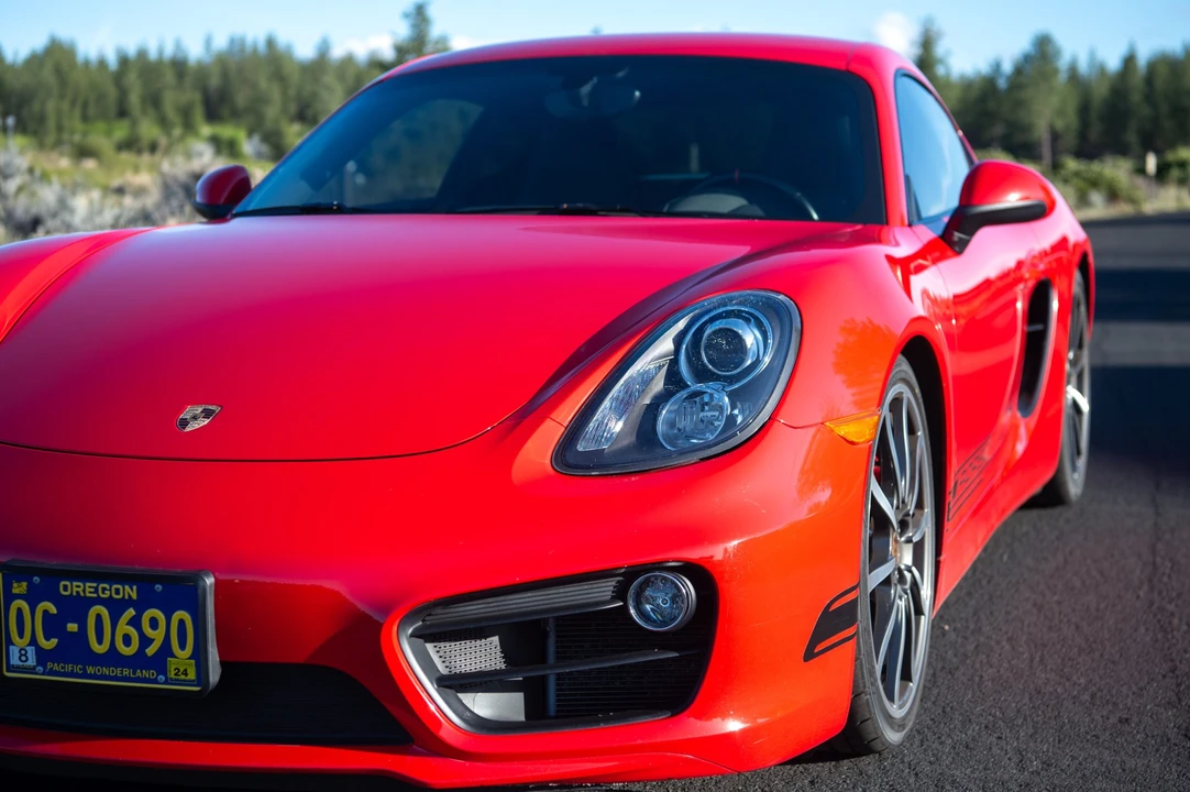 2014 Porsche 981 Cayman S - Image 25 of 31