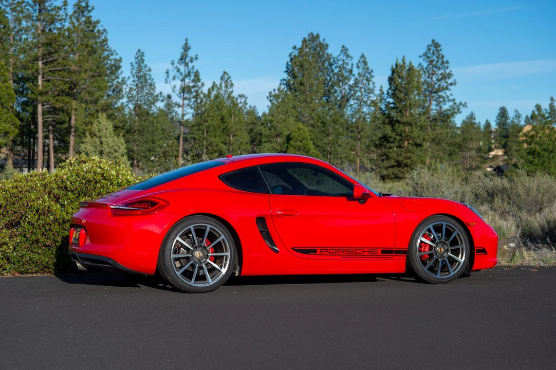 2014 Porsche 981 Cayman S - Image 17 of 31