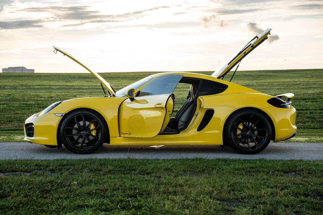 2014 Porsche 981 Cayman S - Image 23 of 31