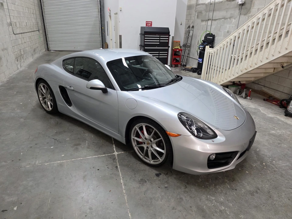 2014 Porsche 981 Cayman S - Image 16 of 31