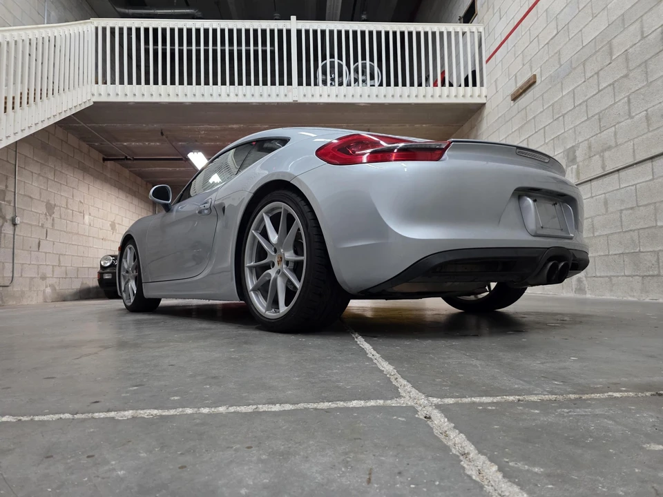 2014 Porsche 981 Cayman S - Image 5 of 31