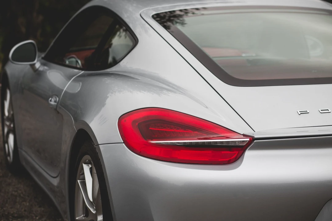 2014 Porsche 981 Cayman S - Image 5 of 13
