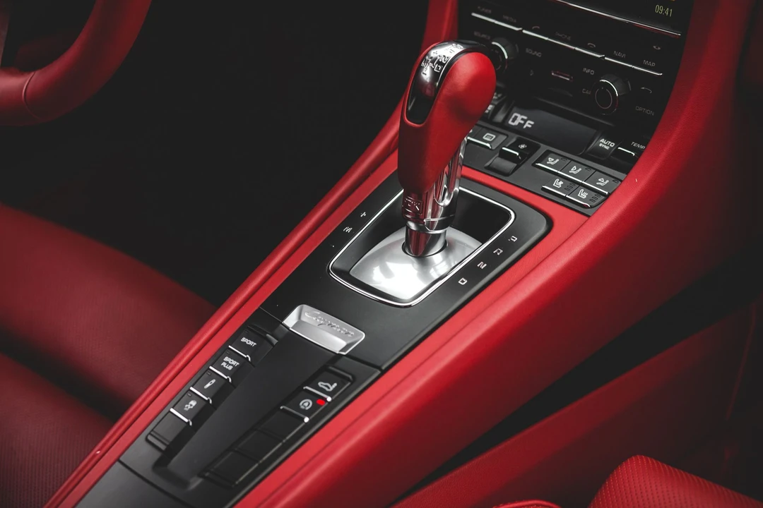 2014 Porsche 981 Cayman S - Image 10 of 13