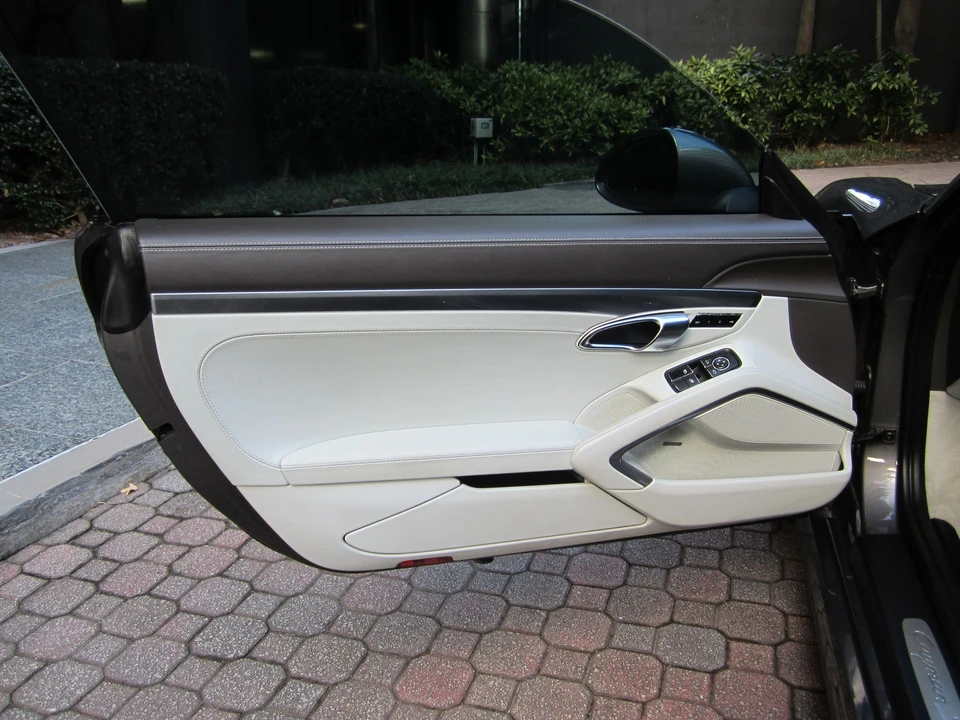 2014 Porsche 981 Cayman S - Image 13 of 22