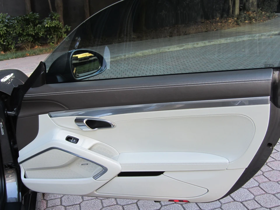 2014 Porsche 981 Cayman S - Image 17 of 22