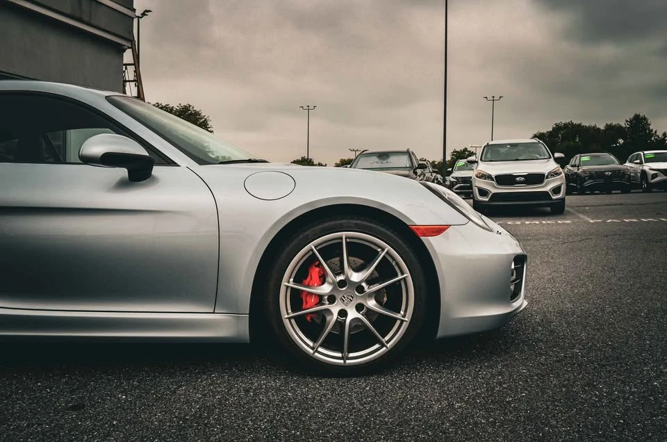 2014 Porsche 981 Cayman S - Image 11 of 16