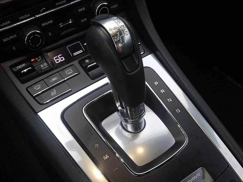 2014 Porsche 981 Cayman S - Image 8 of 16