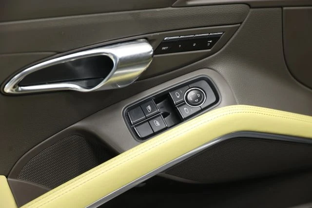 2014 Porsche 981 Cayman S - Image 11 of 12
