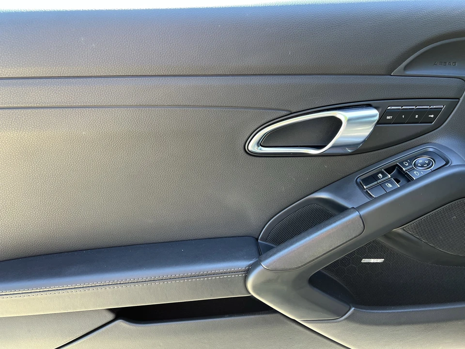 2014 Porsche 981 Cayman S - Image 14 of 31