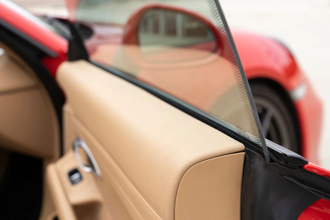 2014 Porsche 981 Cayman S - Image 21 of 24