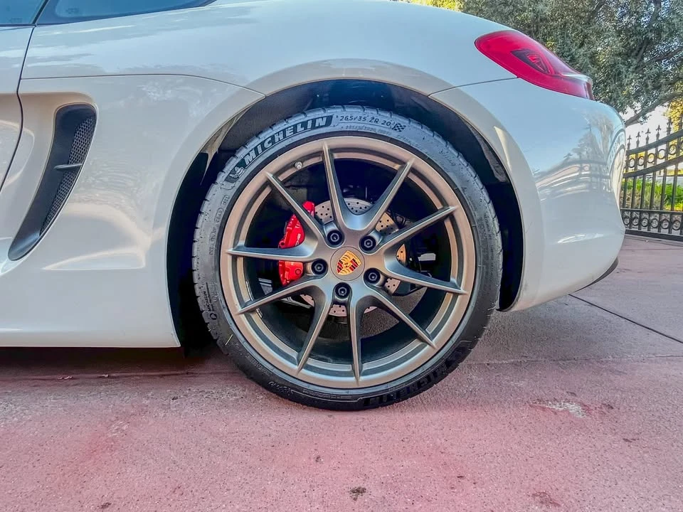 2014 Porsche 981 Cayman S - Image 9 of 18