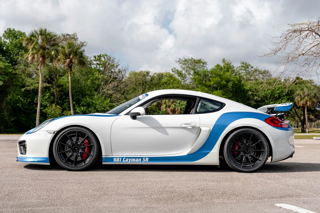 2014 Porsche 981 Cayman S - Image 13 of 31
