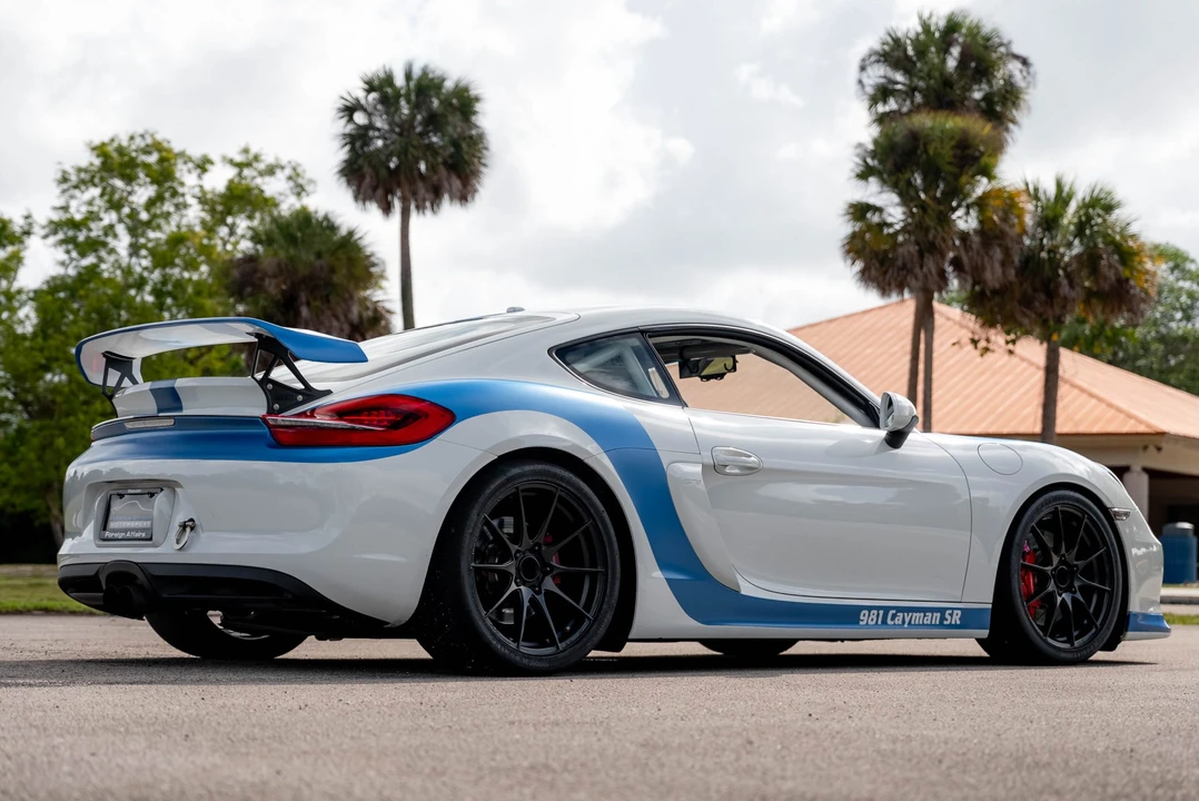 2014 Porsche 981 Cayman S - Image 9 of 31
