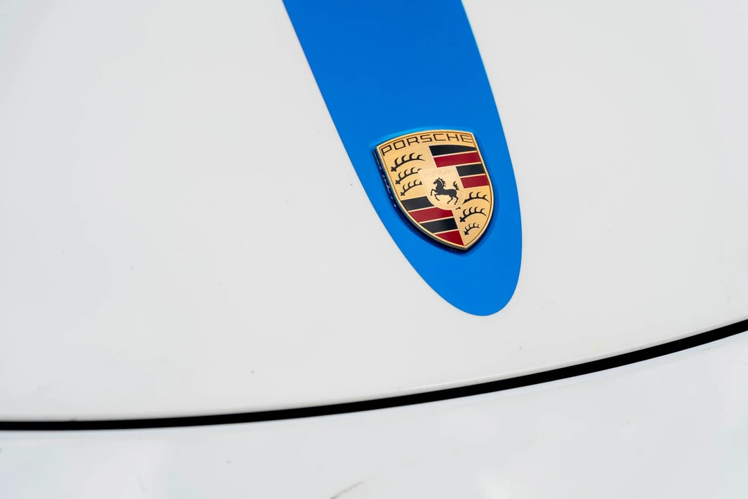 2014 Porsche 981 Cayman S - Image 28 of 31