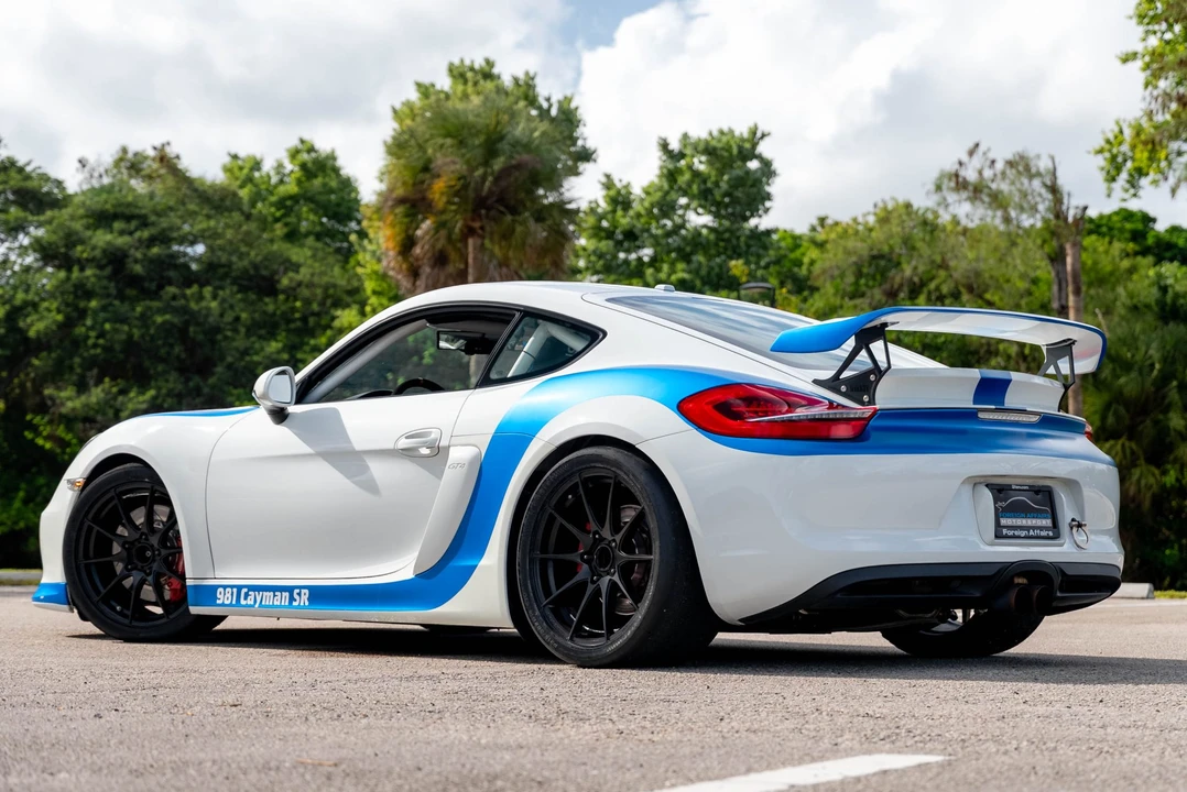 2014 Porsche 981 Cayman S - Image 11 of 31