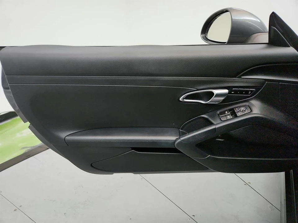 2014 Porsche 981 Cayman S - Image 20 of 21