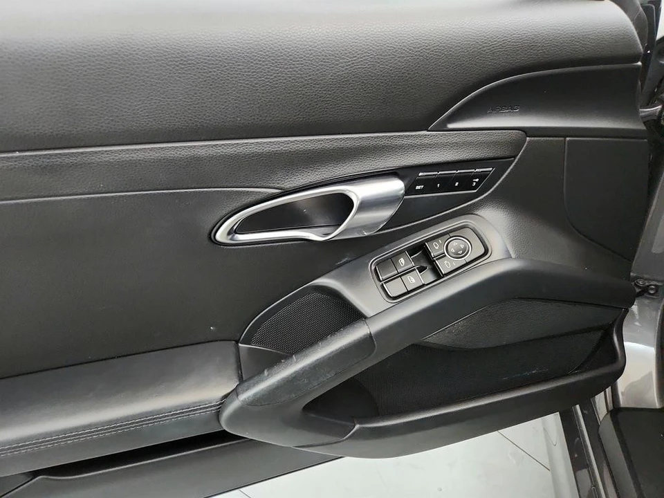 2014 Porsche 981 Cayman S - Image 20 of 21