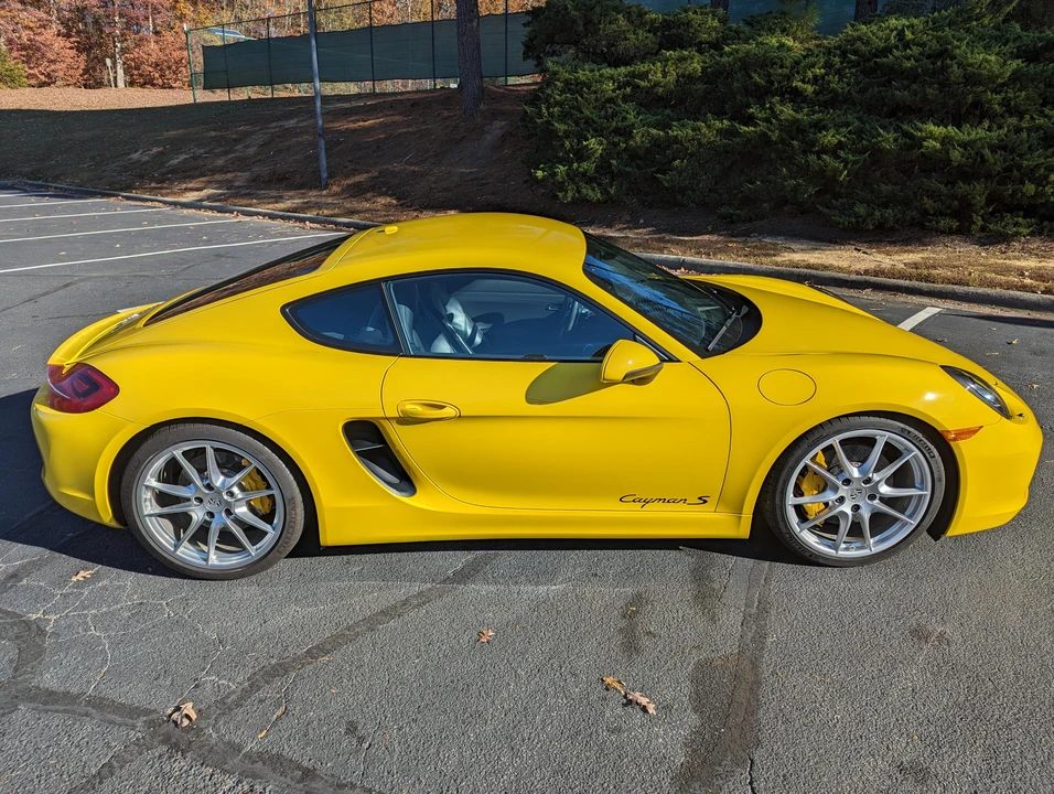 2014 Porsche 981 Cayman S - Image 16 of 31