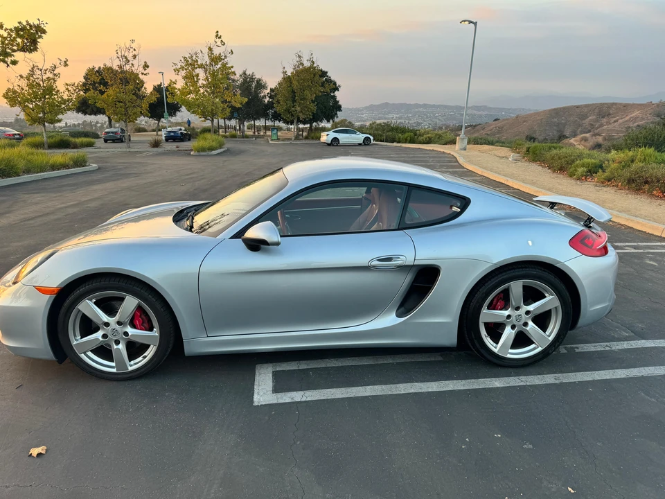 2014 Porsche 981 Cayman S - Image 18 of 31